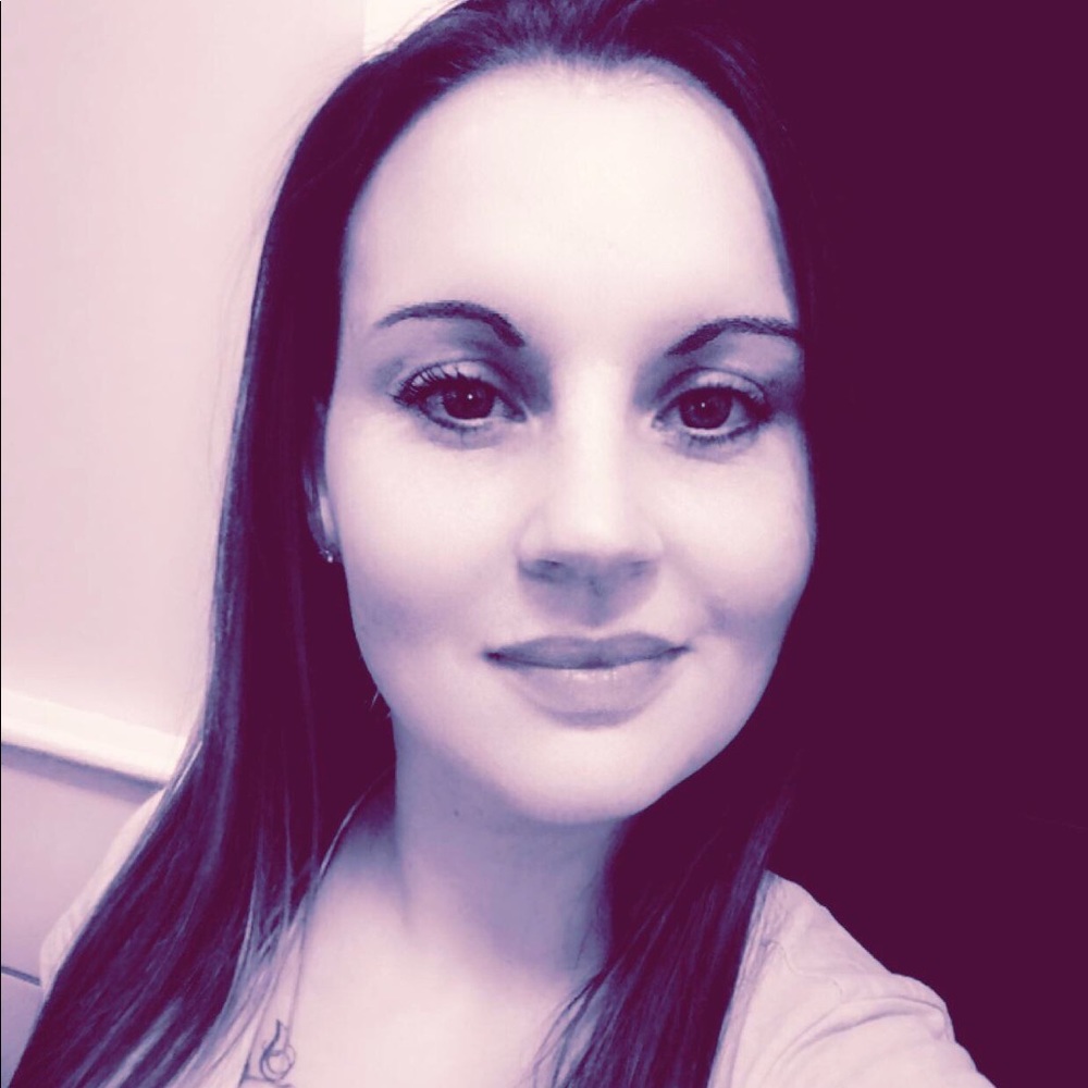 Meet your Posher, Jessica